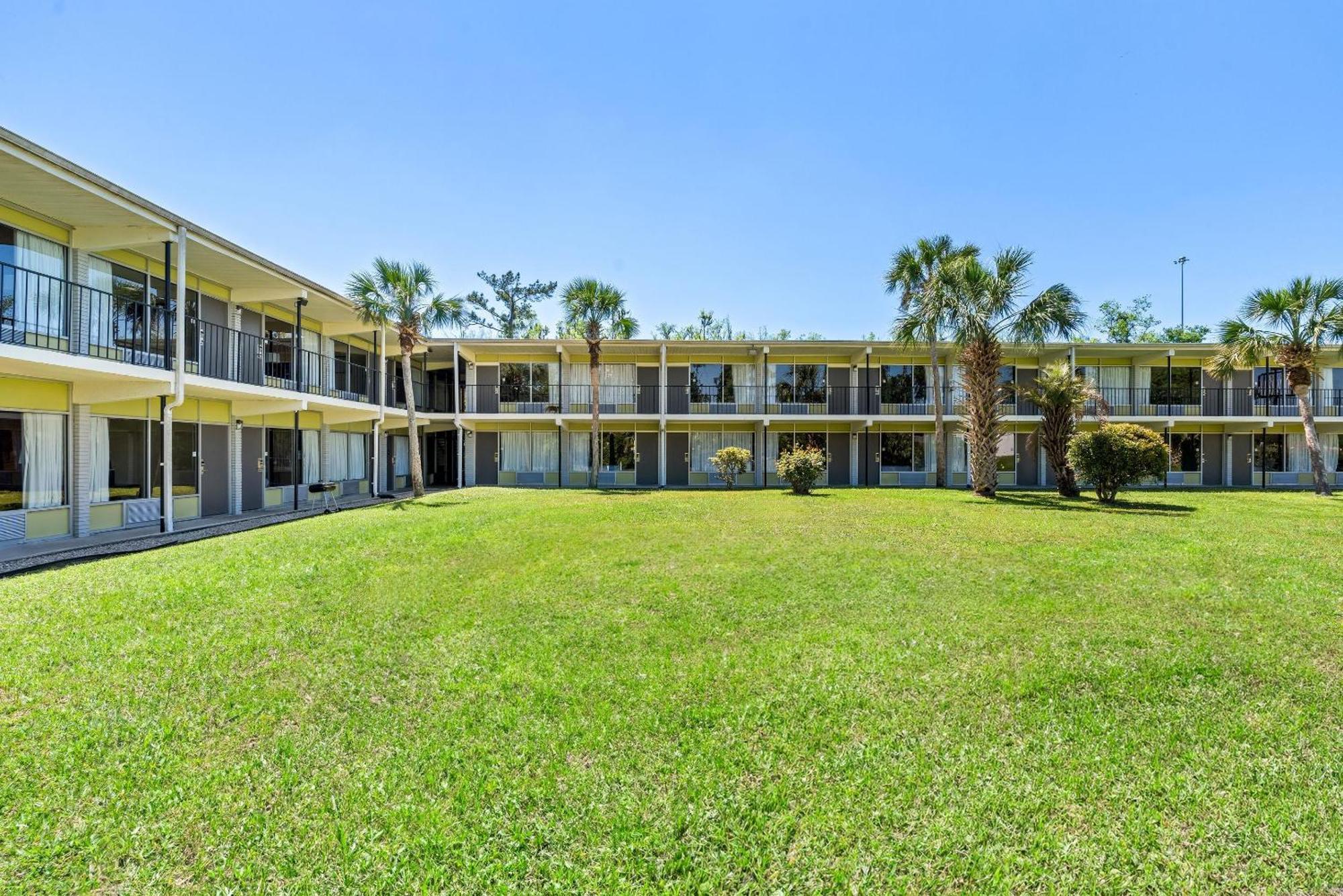 Econo Lodge Jennings Extérieur photo